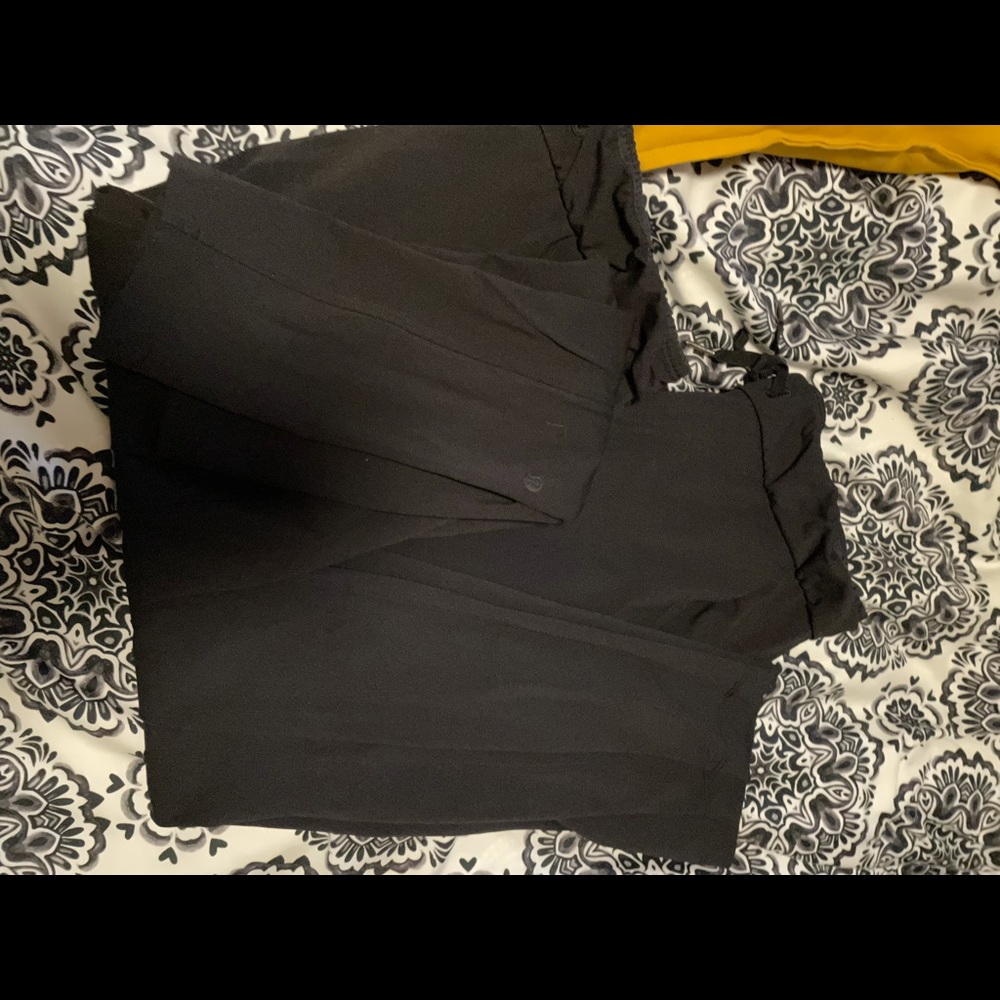 Lulu lemon on the fly pants
